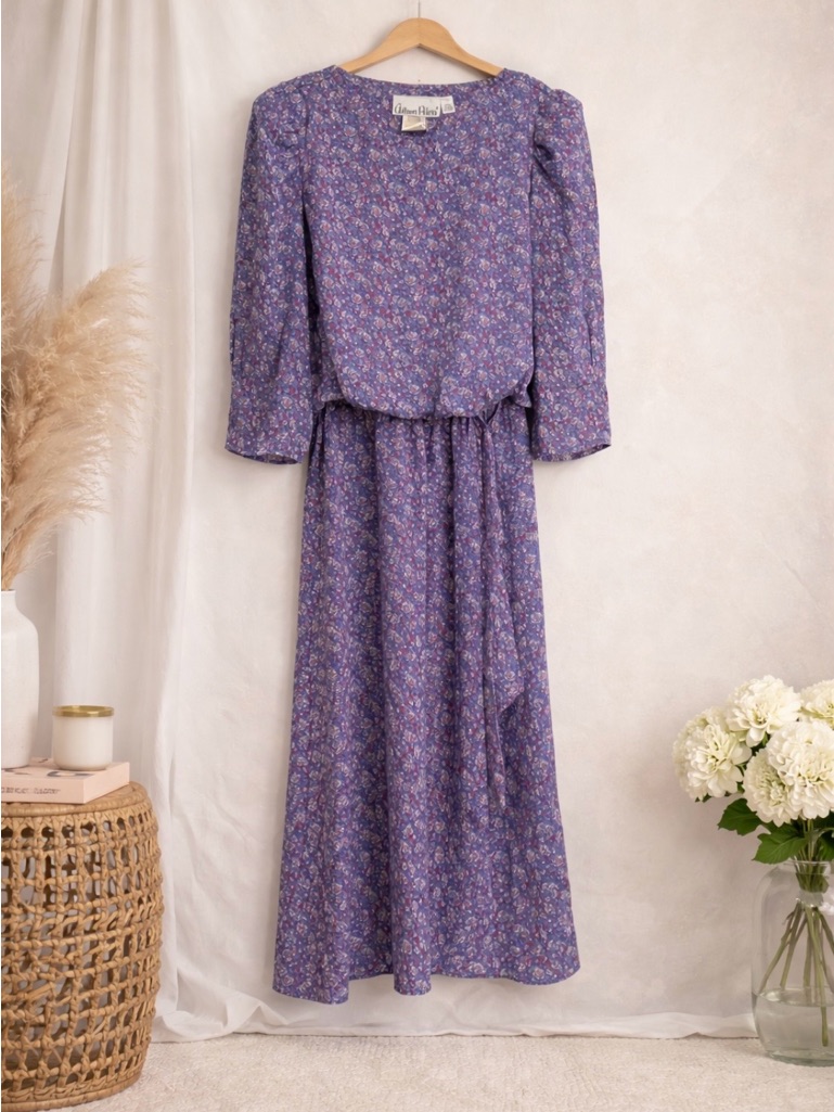Floral Lavender Vintage Long-Sleeve Maxi Dress.
